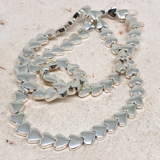 25 St. Hämatit Perlen Herzen 4mm versilbert