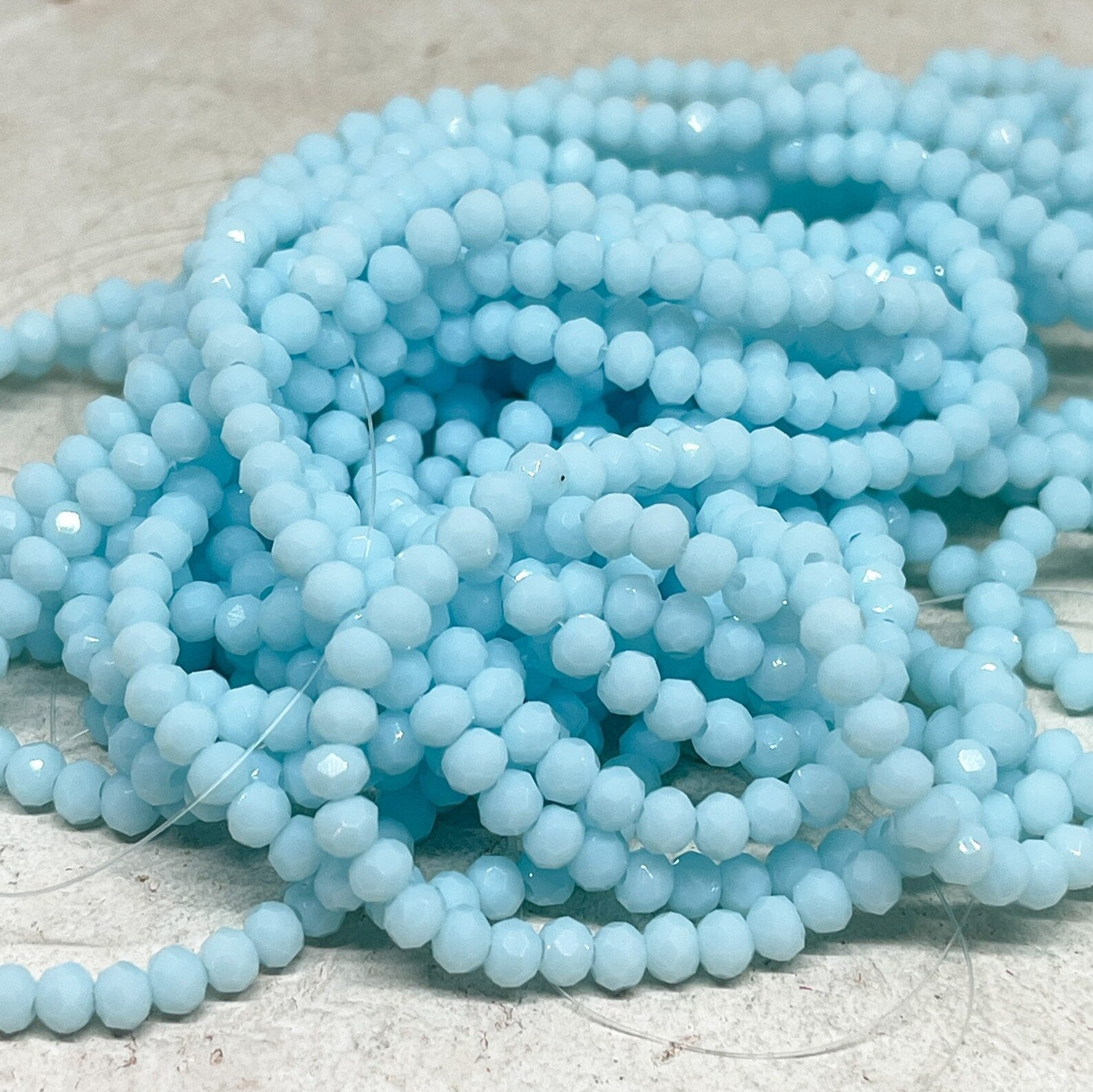 Kristallperlen 4mm Hellblau