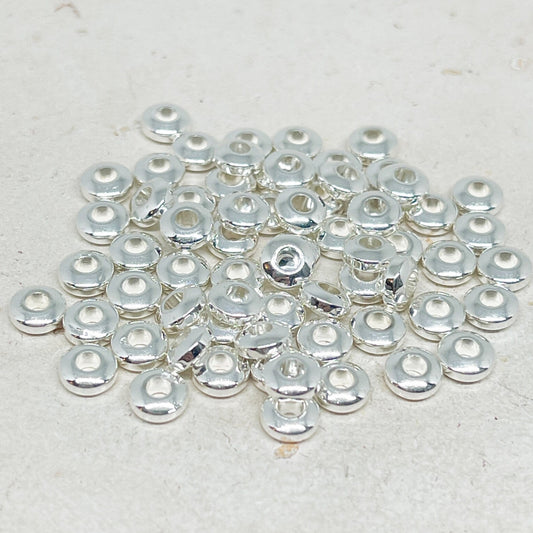 100 St. Hämatit Disc Perlen 6mm x 3mm Versilbert