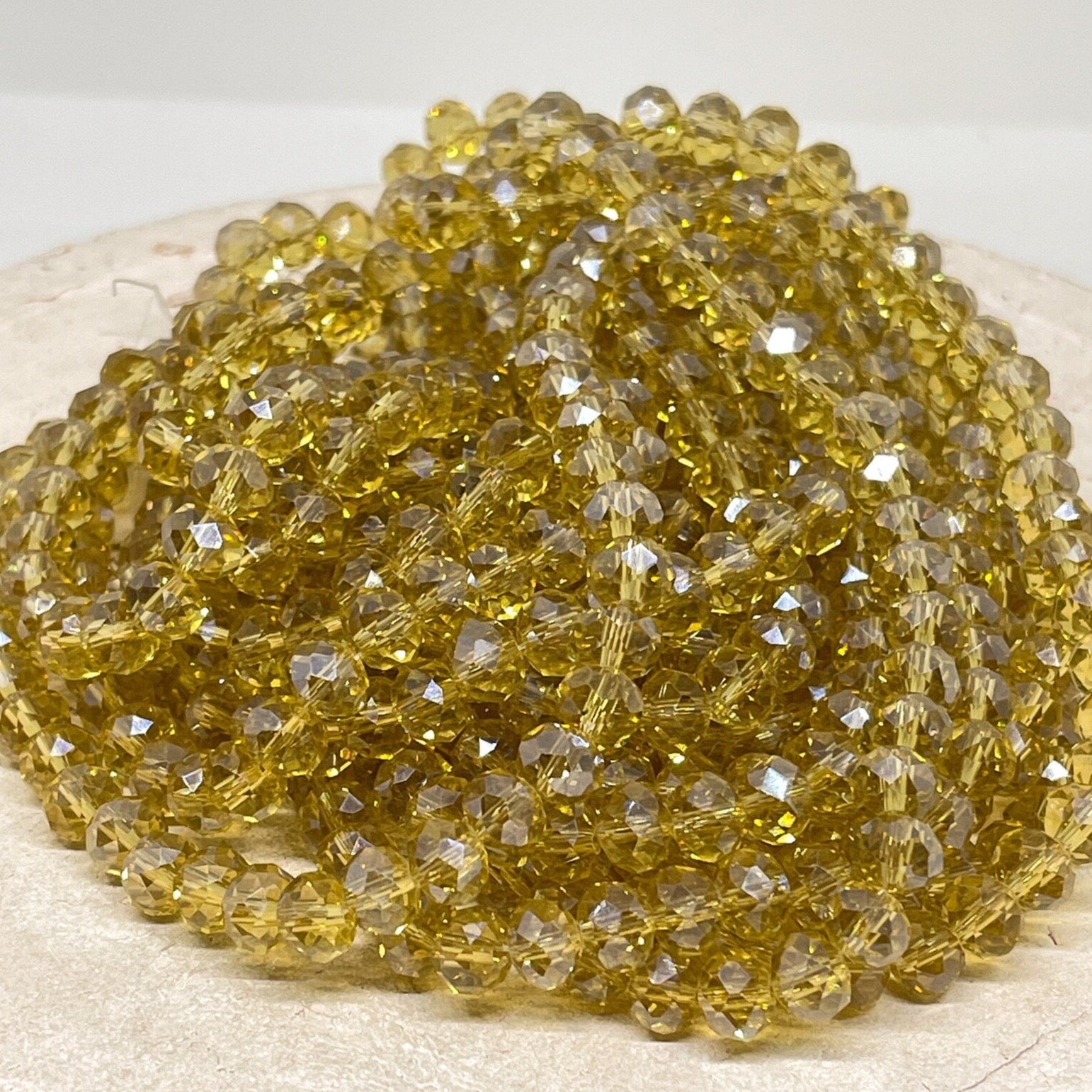 Kristallperlen 4mm Glasschliffperlen - Hellkhaki