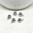 Anhängerschlaufen aus Edelstahl, zur Befestigung von Anhängern an Ketten oder Bändern.