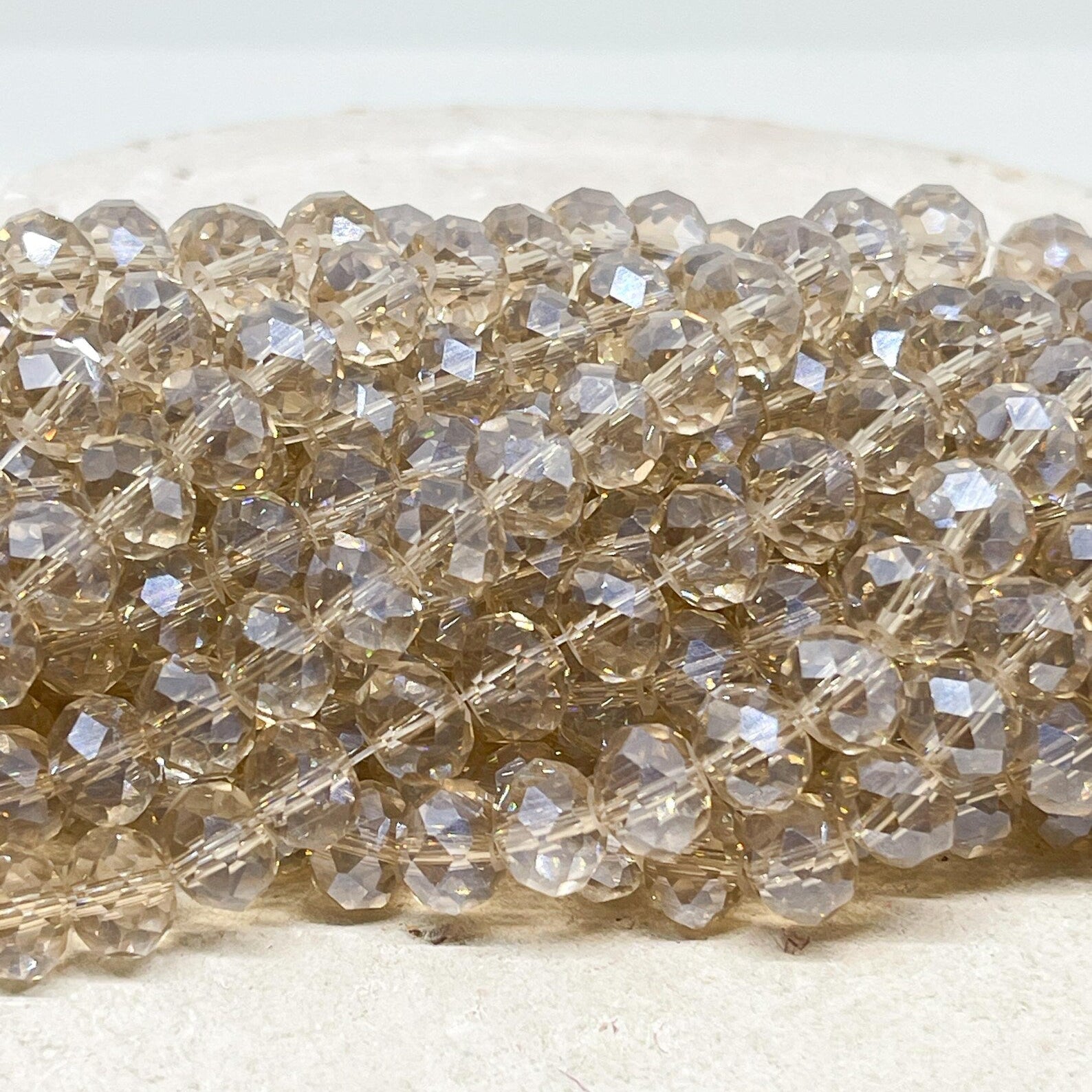 30 St. Glasperlen 10mm Beige