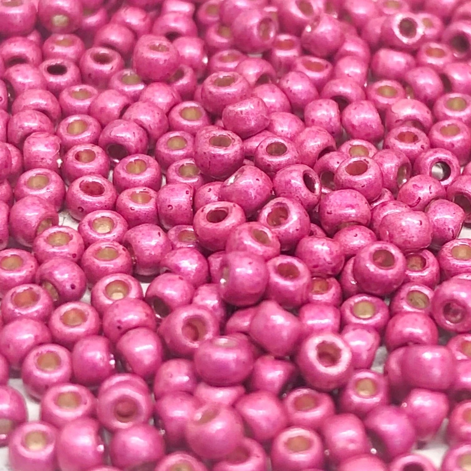TOHO Beads Perlen Rocaille 10g Nr. PF563F Galvanized Matte Orchid