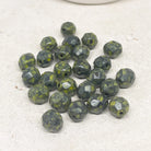 Böhmische Glasschliffperlen 8mm Grau Grün