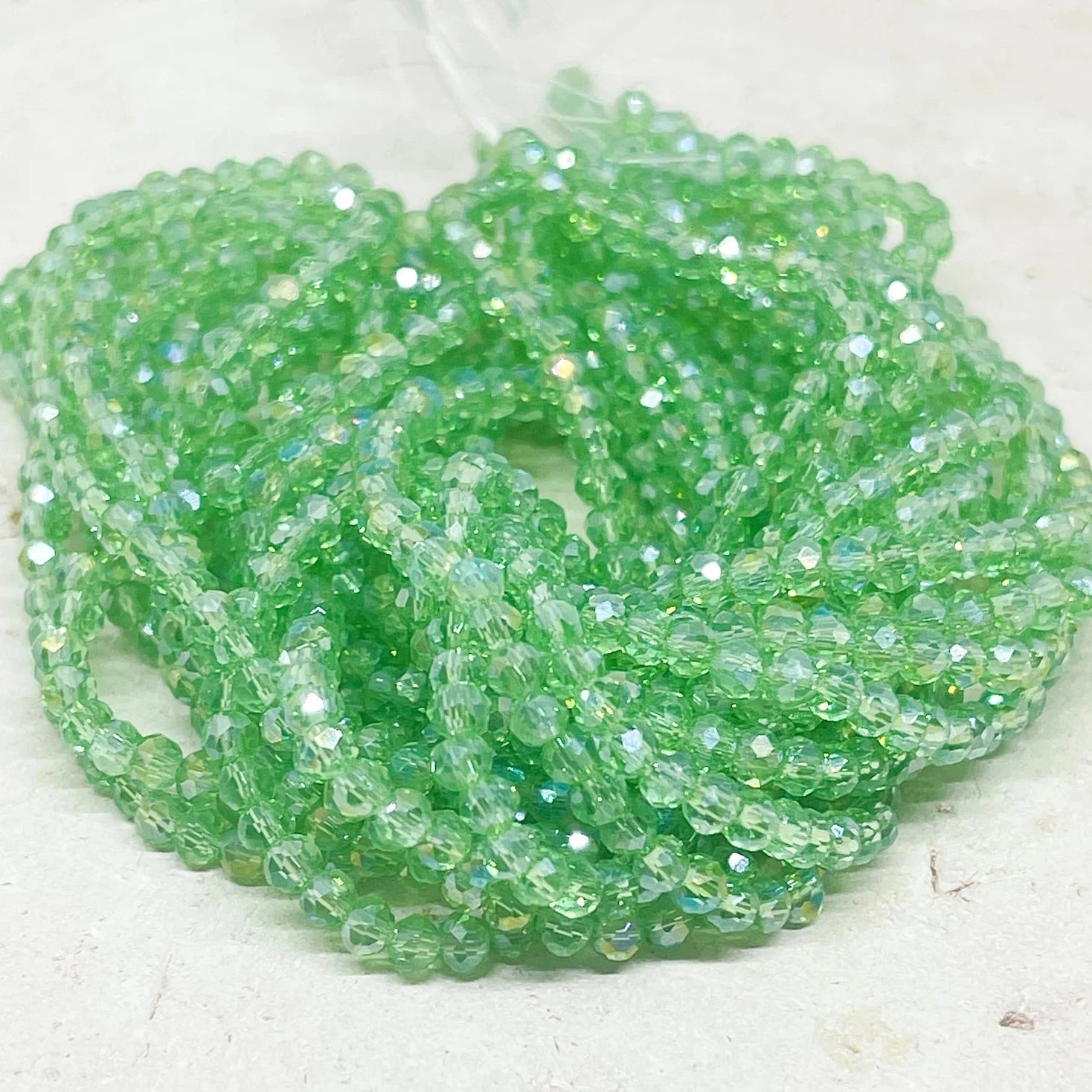 Glasperlen 3mm - Hellgrün AB