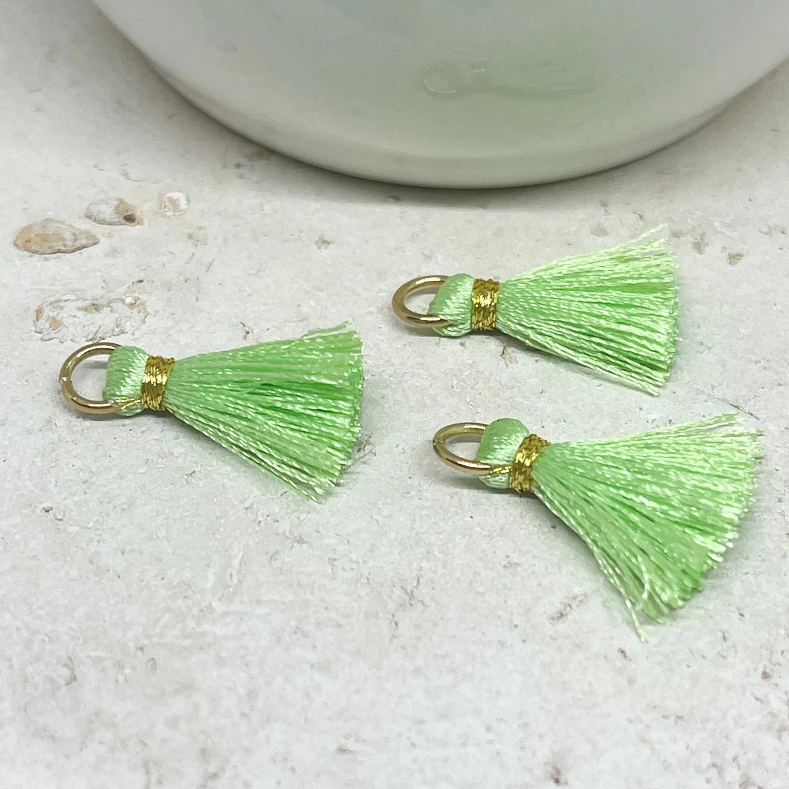 Quaste Anhänger 3 St. - Lindgrün