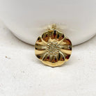 1 St. Anhänger Scheibe flach mit Blume aus Ionenebeschichtetem Edelstahl 18 K vergoldet, wasserfest.