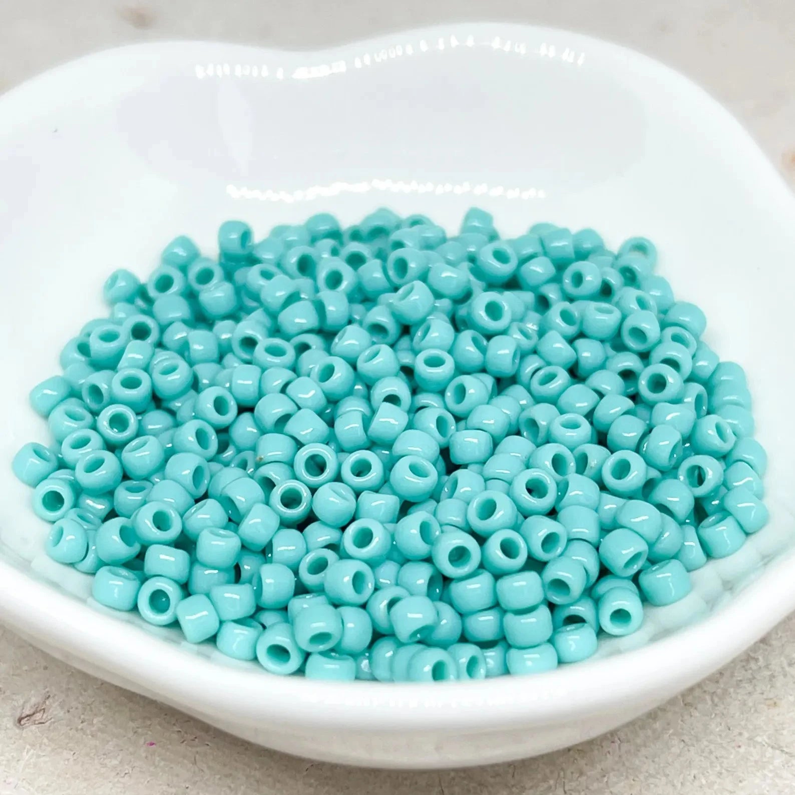 TOHO Beads Perlen Rocaille 10g Nr. 55 Opaque Turqoise