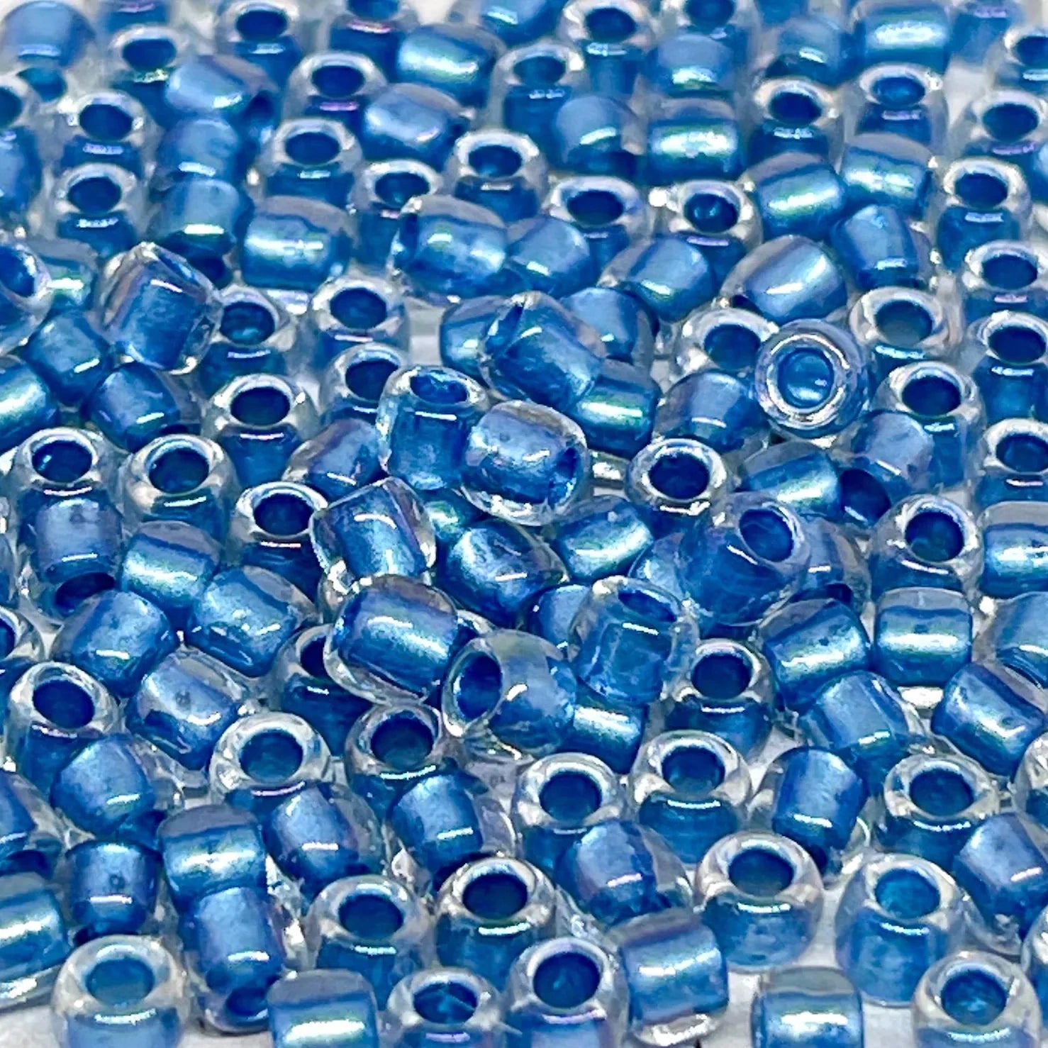 TOHO Beads Perlen Rocaille 10g Nr. 263 Inside Color Rainbow Crystal