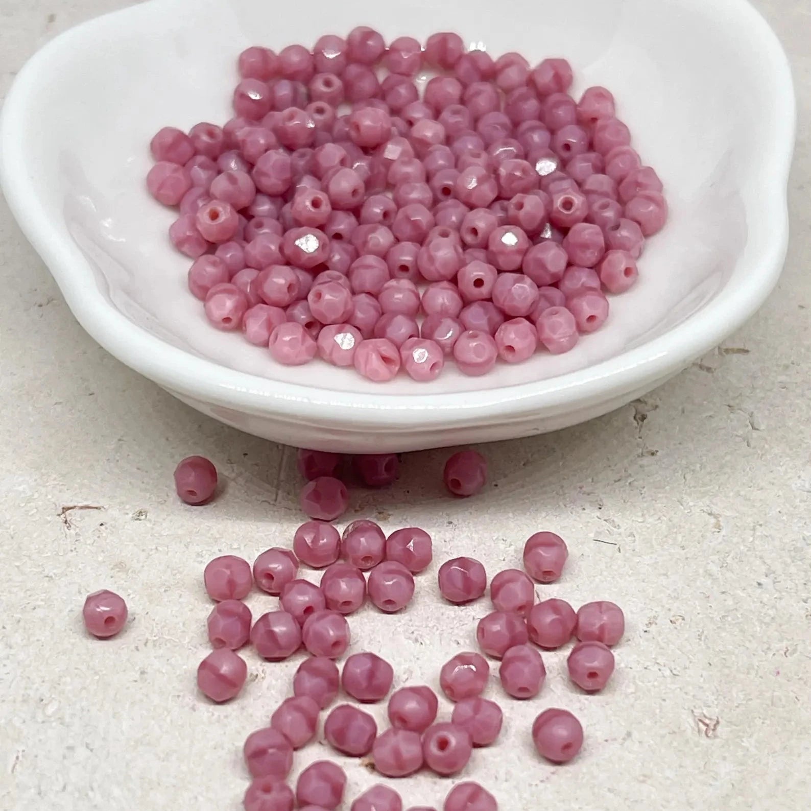 Böhmische Glasschliffperlen 4mm 100 St. Pink Coral