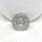 Buddha Anhänger aus Messing, platiniert