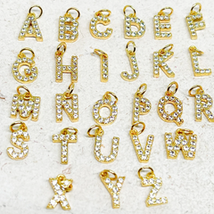 Initialen Anhänger Alphabet Perlen A-Z vergoldete Buchstaben Charms Zirkon