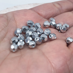 50 St. Böhmische Glasschliffperlen 6mm, Glasperlen Silberfarben