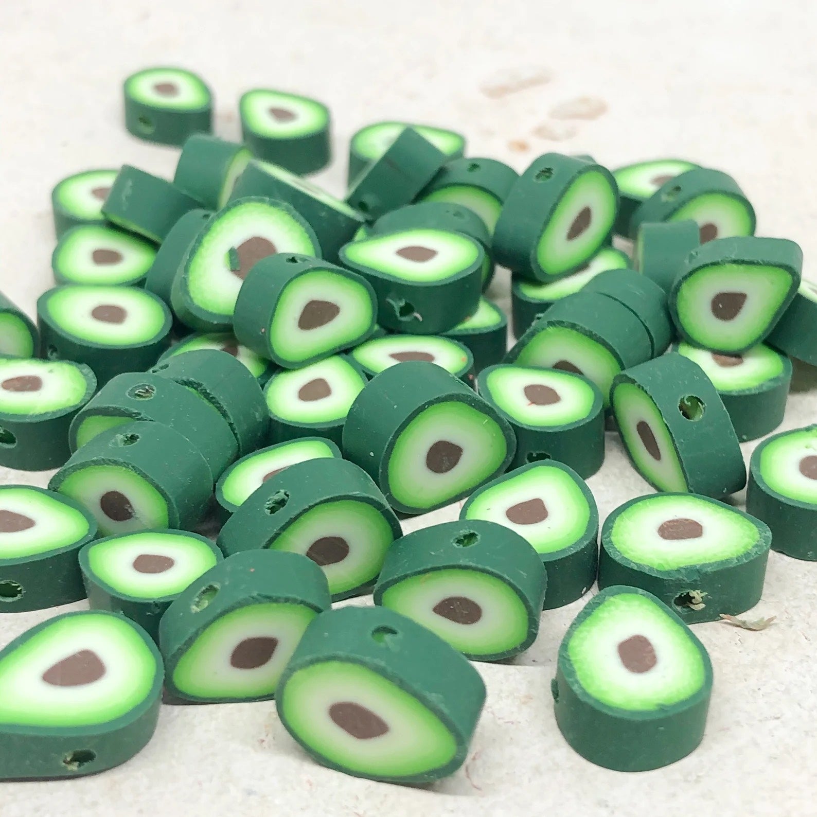 Polymer Clay Perlen Fruchtperlen - Avocado