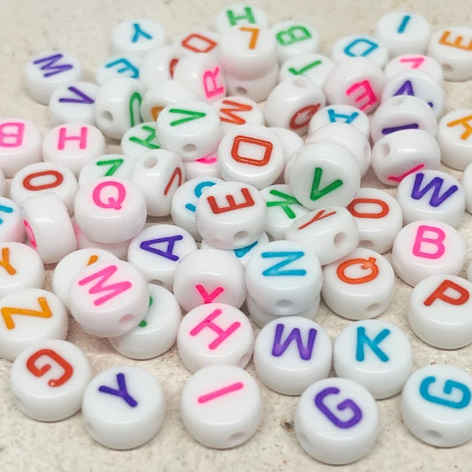 100 St. Buchstabenperlen 7mm - Farben Mix