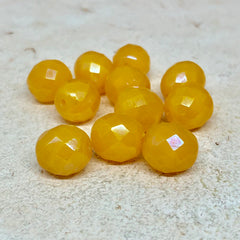 12 St. Böhmische Glasschliffperlen 10mm,  Glasperlen Gelb opak