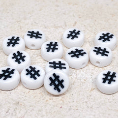 50 St. Acrylperlen Hashtag Perlen 7mm - Weiß