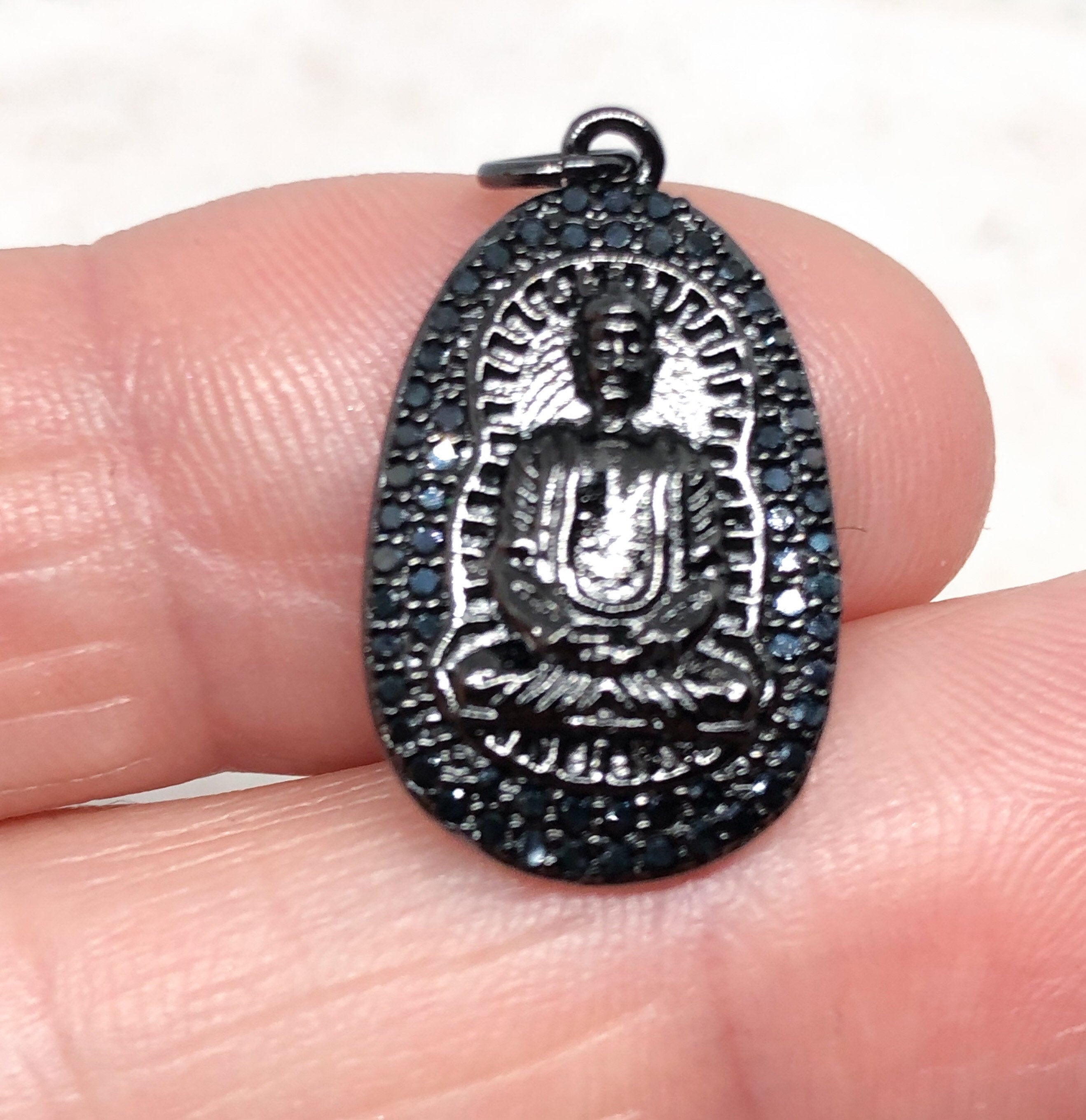  Buddha Anhänger, Buddha Messing Anhänger mit Zirkonia Metallgrau