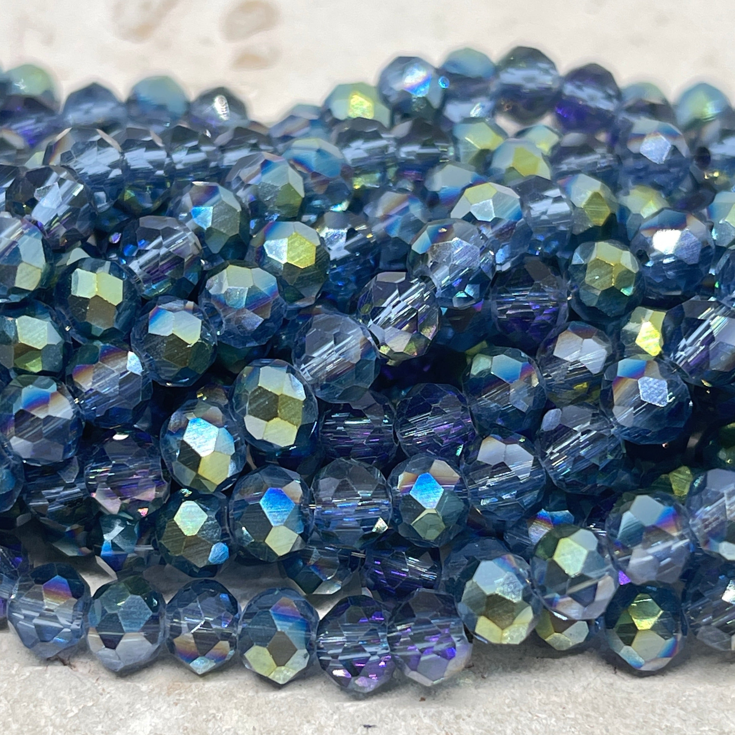 Glasschliffperlen Montana Blue 6mm