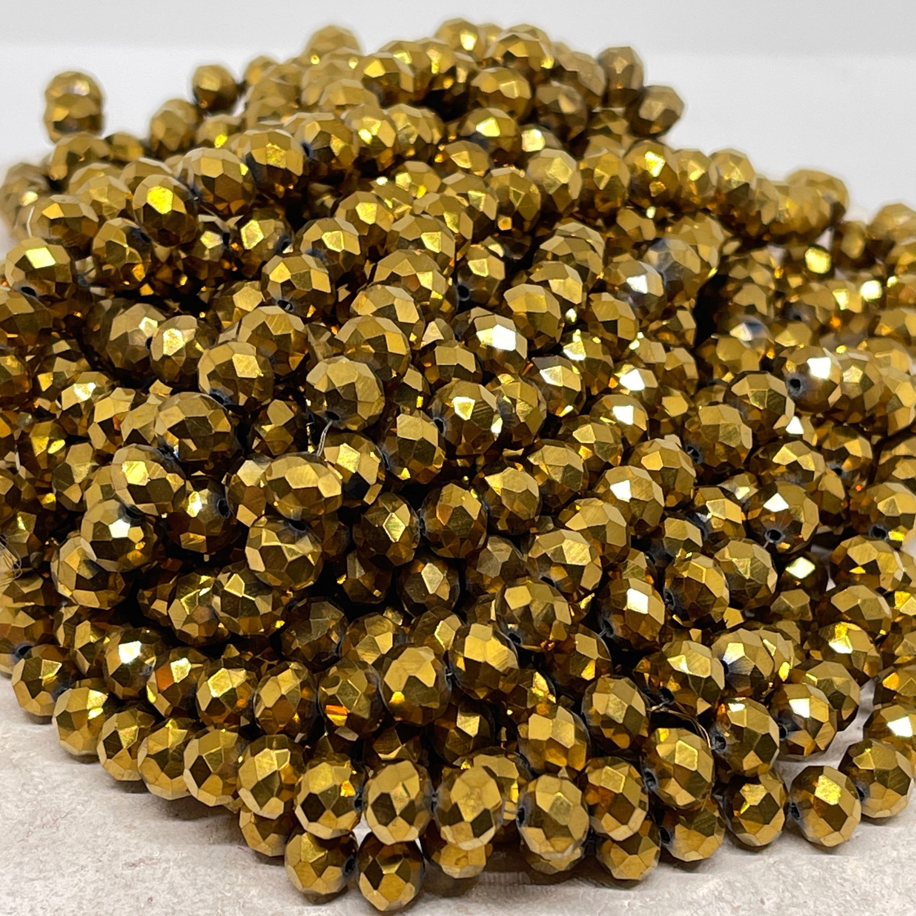 Kristallperlen 8mm Glasschliffperlen 66 St. Gold Metallic