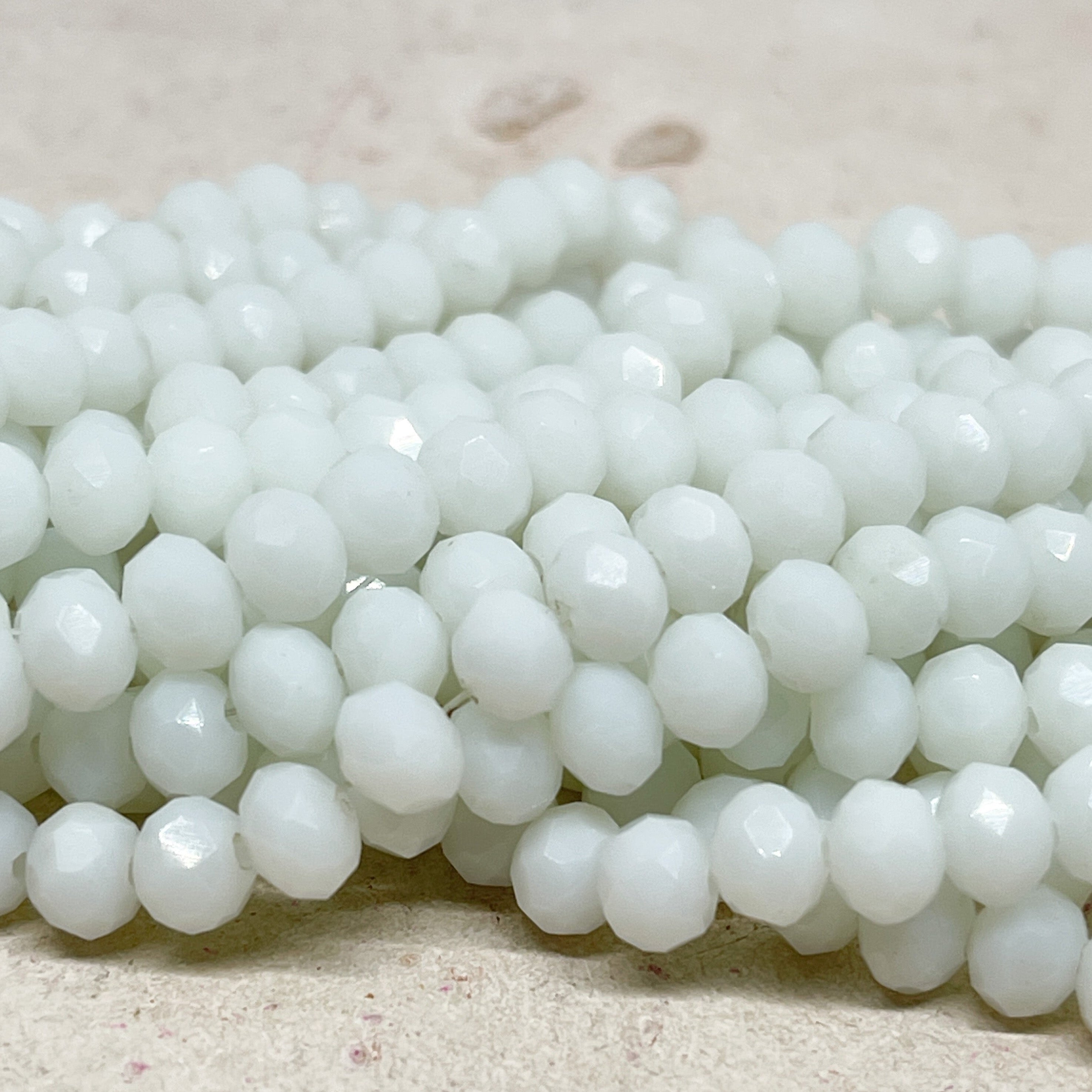 Kristallperlen 6mm  Weiß